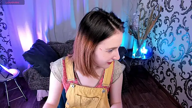 Snapshot of Rimma_Kallas chatting on November 2025 11:32:01 AM Rimma Kallas online show from November 2025 11:32:01 AM