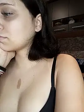 kisette online show from October 2025 05:55:01 PM