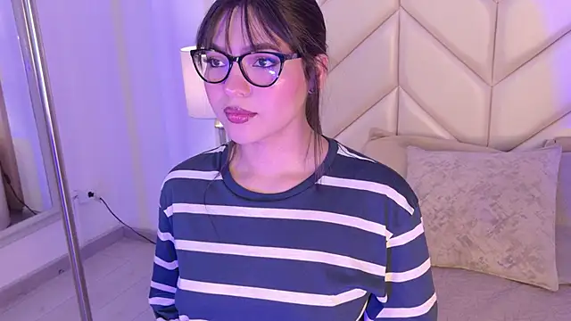 Snapshot of Samantha_Hans chatting on February 2026 09:02:01 PM Samantha Hans online show from February 2026 09:02:01 PM