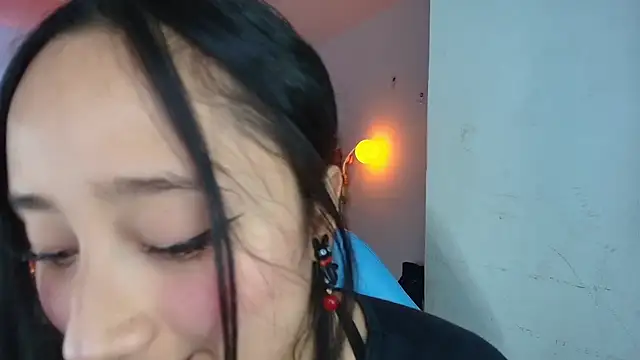 Hinata 21  online show from May 2026 09:31:01 PM