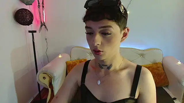 Snapshot of David_Fox01 chatting on October 2025 03:28:01 AM David Fox01 online show from October 2025 03:28:01 AM