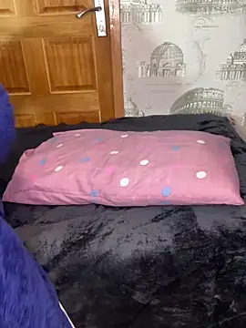 Bellabootie online show from May 2026 01:06:01 PM