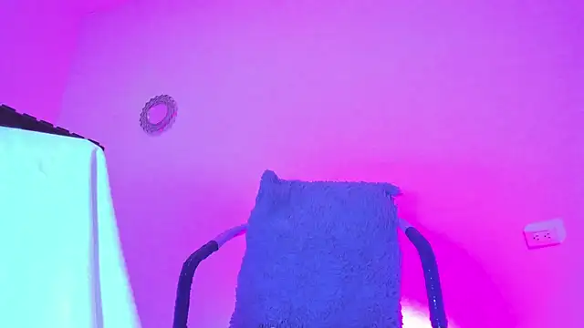 naty hot4uu online show from January 2026 11:37:02 AM