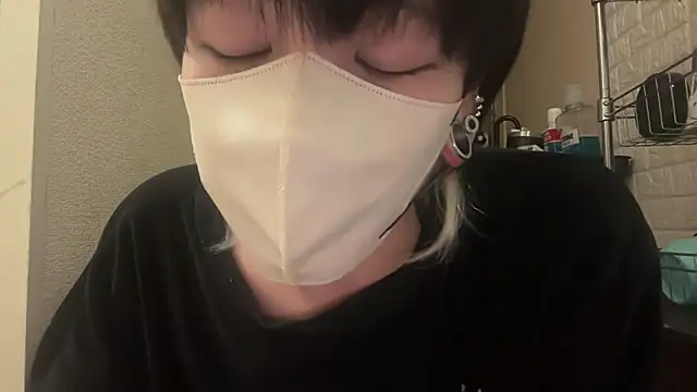 Snapshot of tora3220 chatting on October 2025 01:50:02 PM tora3220 online show from October 2025 01:50:02 PM