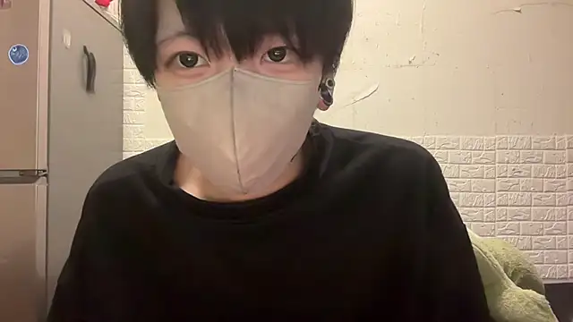 Snapshot of tora3220 chatting on November 2025 03:11:01 PM tora3220 online show from November 2025 03:11:01 PM