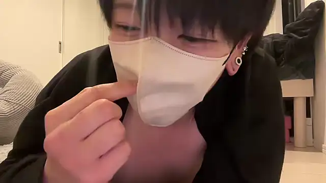 Snapshot of tora3220 chatting on January 2026 01:04:01 PM tora3220 online show from January 2026 01:04:01 PM