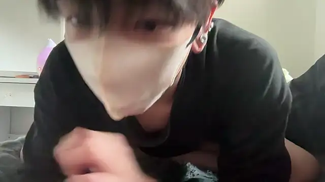 Snapshot of tora3220 chatting on February 2026 05:26:01 AM tora3220 online show from February 2026 05:26:01 AM