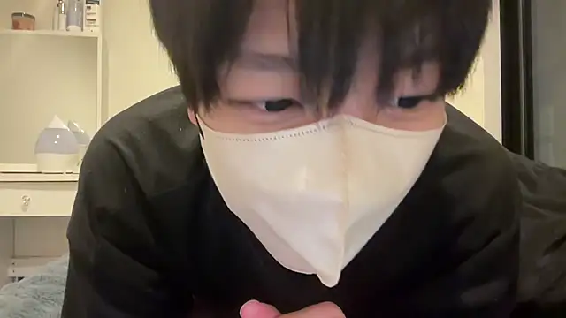 Snapshot of tora3220 chatting on March 2026 12:33:02 PM tora3220 online show from March 2026 12:33:02 PM