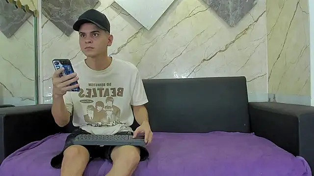 liam coleman25 online show from March 2026 05:08:02 AM