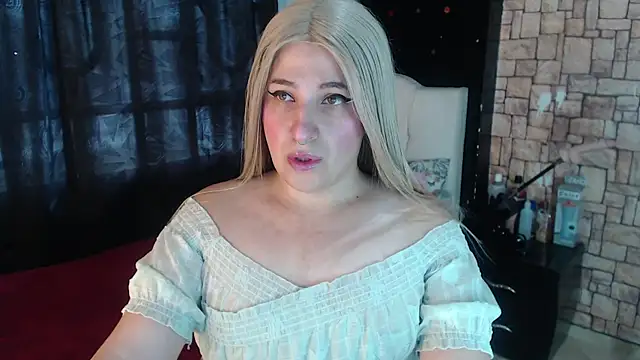 Snapshot of Trinitty_fier chatting on October 2025 01:24:02 PM Trinitty fier online show from October 2025 01:24:02 PM