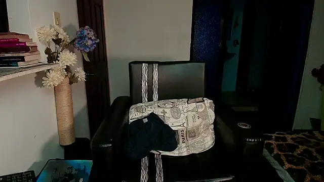 LucasGaeel online show from May 2026 02:52:01 AM