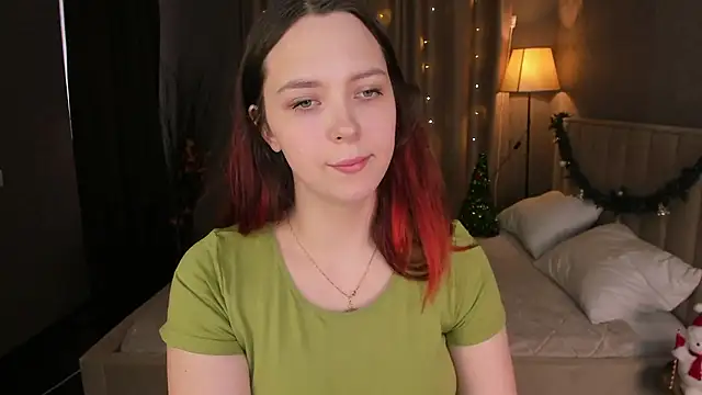 Monica  Queen online show from January 2026 05:34:01 AM