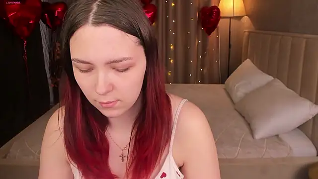 Monica  Queen online show from February 2026 05:18:02 AM