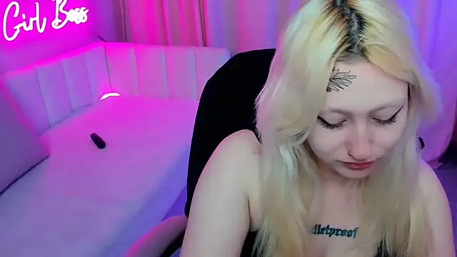 Snapshot of JuliaSharkk chatting on September 2025 01:49:01 PM JuliaSharkk online show from September 2025 01:49:01 PM