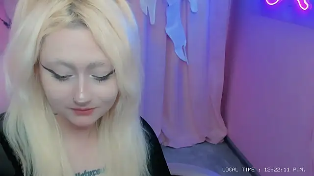 Snapshot of JuliaSharkk chatting on October 2025 10:23:02 PM JuliaSharkk online show from October 2025 10:23:02 PM