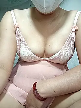 JinjinLy online show from October 2025 08:33:01 AM