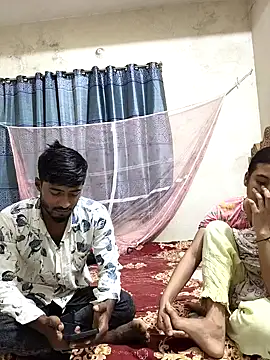 Snapshot of Love_Queen11 chatting on October 2025 05:48:02 PM Love Queen11 online show from October 2025 05:48:02 PM