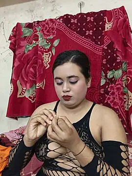 Love Queen11 online show from July 2026 03:49:02 PM