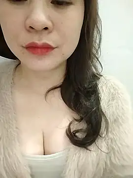 Girl Shy2000 online show from February 2026 11:16:01 AM