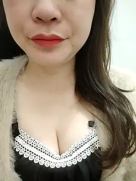 Snapshot of Girl_Shy2000 chatting on March 2026 10:37:01 PM Girl Shy2000 online show from March 2026 10:37:01 PM