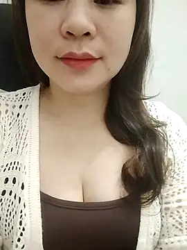 Snapshot of Girl_Shy2000 chatting on March 2026 10:33:01 PM Girl Shy2000 online show from March 2026 10:33:01 PM