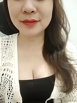 Snapshot of Girl_Shy2000 chatting on April 2026 12:33:01 AM Girl Shy2000 online show from April 2026 12:33:01 AM