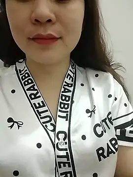 Snapshot of Girl_Shy2000 chatting on April 2026 02:14:02 PM Girl Shy2000 online show from April 2026 02:14:02 PM