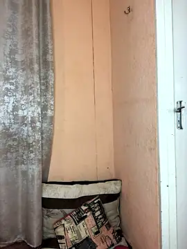 Caramel102004 online show from January 2026 09:53:02 PM