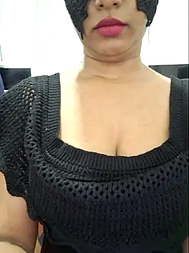 Snapshot of shani_taniya chatting on June 2026 03:10:02 PM shani taniya online show from June 2026 03:10:02 PM