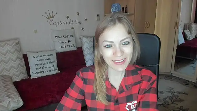 Snapshot of Tiffany_Bates chatting on September 2025 09:47:02 AM Tiffany Bates online show from September 2025 09:47:02 AM