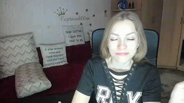 Snapshot of Tiffany_Bates chatting on October 2025 03:15:01 AM Tiffany Bates online show from October 2025 03:15:01 AM