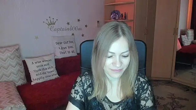 Snapshot of Tiffany_Bates chatting on October 2025 03:42:02 AM Tiffany Bates online show from October 2025 03:42:02 AM