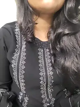 Miss Rose   online show from October 2025 03:57:02 PM