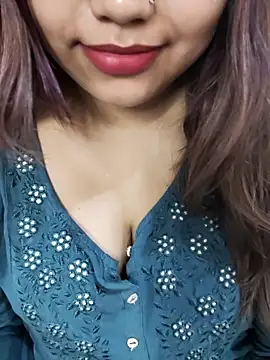 Miss Rose   online show from March 2026 05:41:01 PM