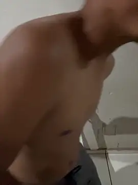 Snapshot of Franminga chatting on October 2025 12:00:01 AM Franminga online show from October 2025 12:00:01 AM