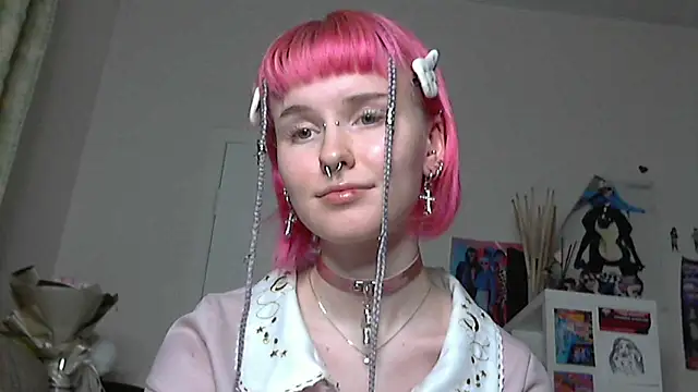 Snapshot of Paradoxy_ chatting on February 2026 07:45:01 PM Paradoxy online show from February 2026 07:45:01 PM