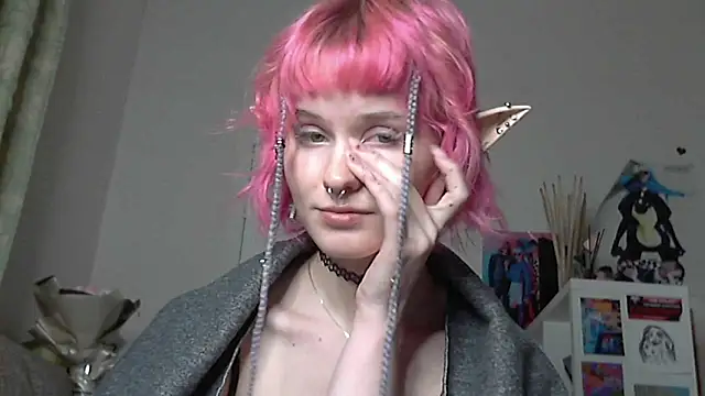 Snapshot of Paradoxy_ chatting on February 2026 07:52:02 PM Paradoxy online show from February 2026 07:52:02 PM