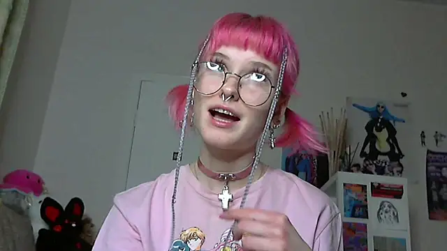 Snapshot of Paradoxy_ chatting on February 2026 08:27:01 PM Paradoxy online show from February 2026 08:27:01 PM