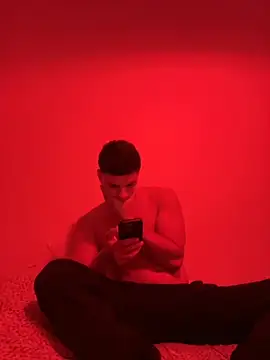 Snapshot of Gabrielrdsouza chatting on September 2025 10:48:02 PM Gabrielrdsouza online show from September 2025 10:48:02 PM