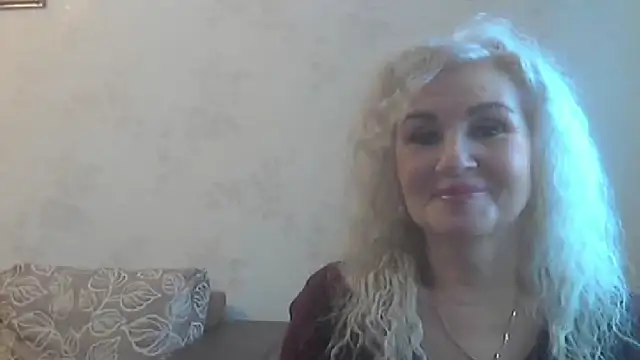 Snapshot of LadySexyBlond chatting on October 2025 11:00:02 AM LadySexyBlond online show from October 2025 11:00:02 AM