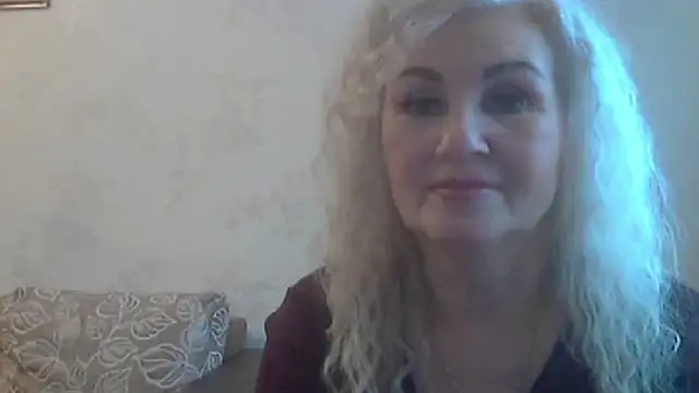 Snapshot of LadySexyBlond chatting on November 2025 08:36:02 AM LadySexyBlond online show from November 2025 08:36:02 AM