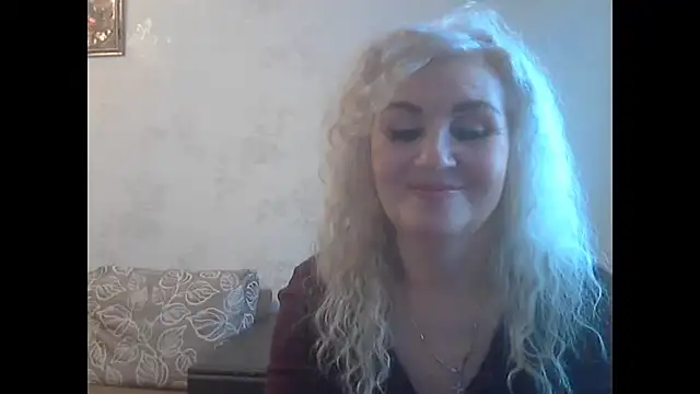 LadySexyBlond online show from May 2026 12:24:01 PM
