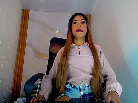 katherine x1 online show from October 2025 02:09:01 AM