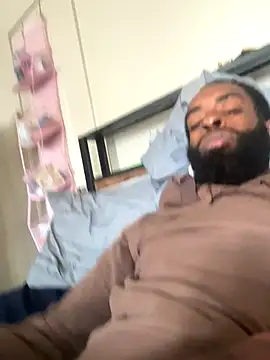 vaultclub online show from October 2025 01:22:02 PM