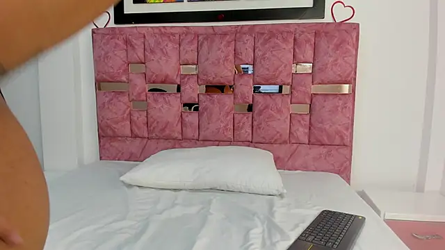 Snapshot of abella_lov chatting on October 2025 12:17:02 PM abella lov online show from October 2025 12:17:02 PM