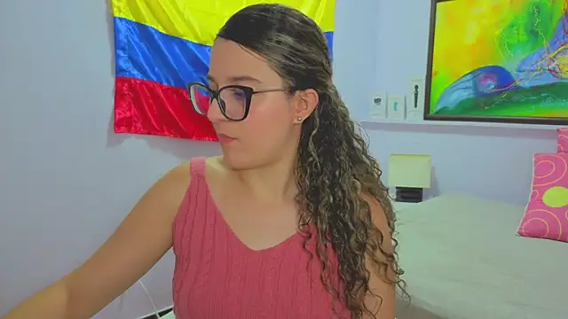 katiaa lovv online show from July 2026 03:06:02 AM