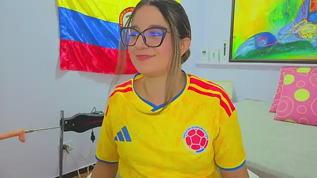katiaa lovv online show from July 2026 03:13:01 AM