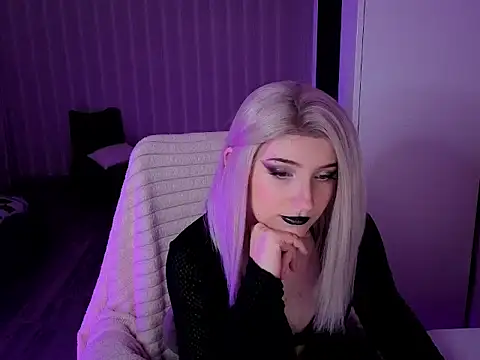 Snapshot of violet-siren-x chatting on February 2026 08:54:01 AM violet-siren-x online show from February 2026 08:54:01 AM