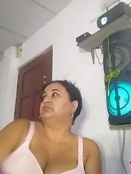 MEYBELLATINA online show from July 2026 09:06:02 PM