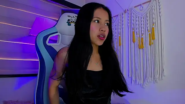 Snapshot of Zoe_Skyler chatting on October 2025 02:58:02 PM Zoe Skyler online show from October 2025 02:58:02 PM